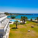 Corallia 3* Korall-öböl