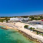 Corallia Aparthotel