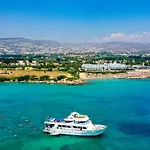 Aparthotel Corallia