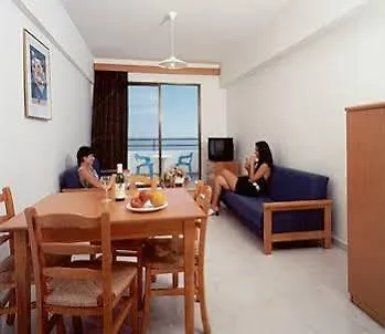 Corallia 3*