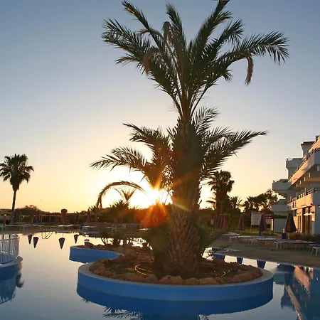 Hotel apartamentowy Corallia Coral Bay