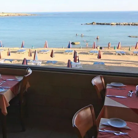 Corallia Hotel apartamentowy 3*