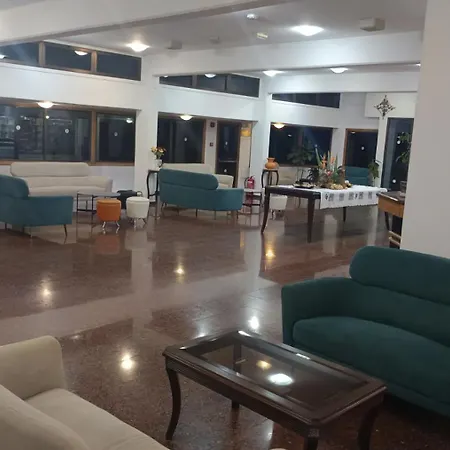 Aparthotel Corallia