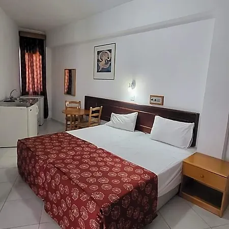 Aparthotel Corallia 3*