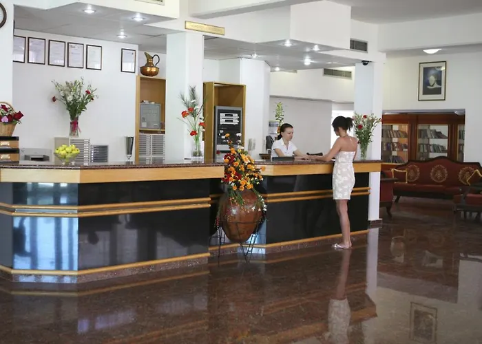 Corallia Aparthotel Coral Bay