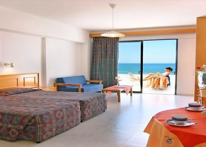 Apartmanhotel Corallia 3*