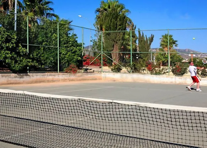 Corallia Apartmanhotel 3*